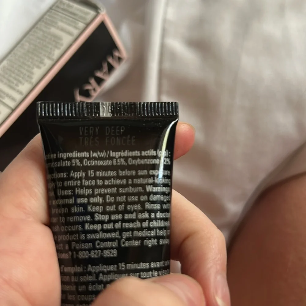 Mary Kay CC Beauty Cream SPF50 Color Very Dark - Picture 4 of 7